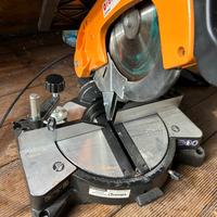 Troncatrce per legno