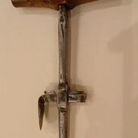 Antico taglierino per rondelle in pelle cuoio