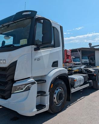 IVECO 6x2 500CV + Scarrabile Marrel 26TON - Pronta