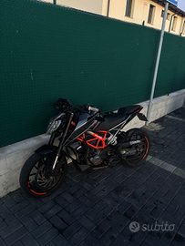 Ktm duke 125