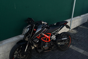 Ktm duke 125