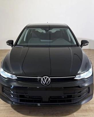 Golf VIII 2024 edition Plus 2.0 tdi 115cv