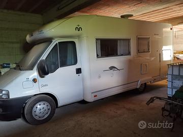 Camper semintegrale