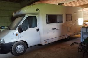 Camper semintegrale
