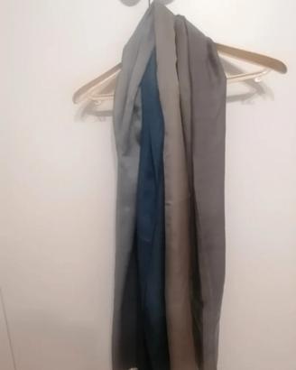 Elegante foulard in seta maschile