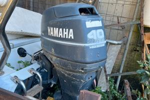 GOMMONE CON MOTORE YAMAHA 40 CV