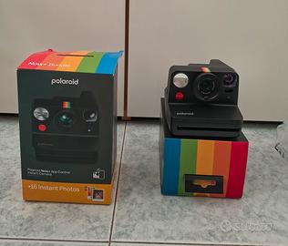 Polaroid Now+ Gen 3 nera, fotocamera Bluetooth