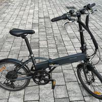 Bicicletta elettrica pieghevole BTWIN