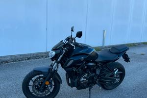 Yamaha MT-07 (2018) - Depotenziata A2 - Akrapovic