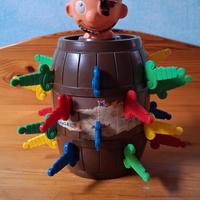 gioco vintage pirata in botte