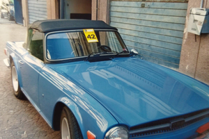 Triumph TR 6