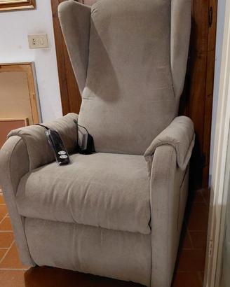 Poltrona elettrica alzapersona