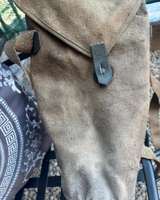 Maschere gas militari