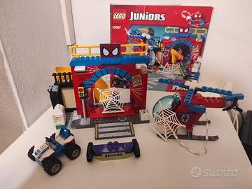 LEGO 10687 Juniors - Il Nascondiglio di Spider Man