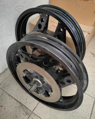 Coppia cerchi Honda VF 500