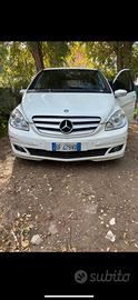 Auto Mercedes