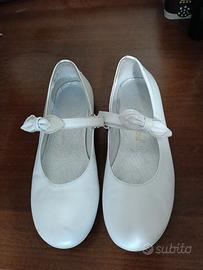 scarpe n.32 da cerimonia bianche
