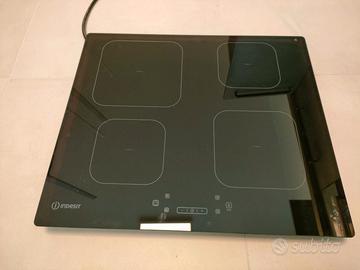 Piano induzione indesit