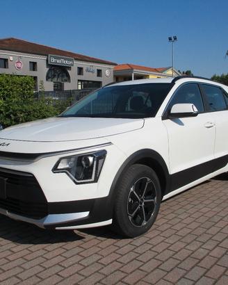 Kia Niro 1.6 gdi hev gpl Business 126cv dct6 TRIFU