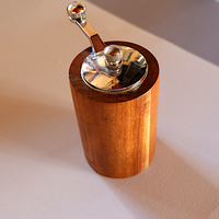 Macinino per spezie in legno