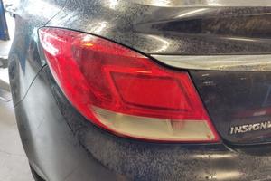 Fanale posteriore sinistro OPEL INSIGNIA del 2009