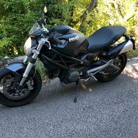 Ducati Monster 696+ - 2010
