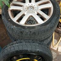 4 cerchi in lega 17 + ruotino originali Volkswagen