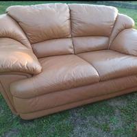 2 divani in vera pelle