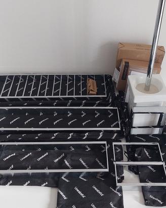 Set accessori bagno collezione SKUARA di Lineabeta