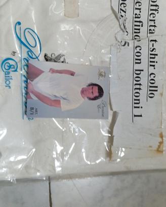 t -shirt nera e bianca e t-shirt collo Serafino 