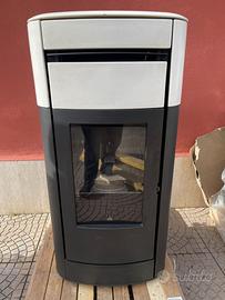 EDILKAMIN VYDA H22 STUFA A PELLET - ANNO 2017 -