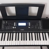 Tastiera Yamaha PSR-E373