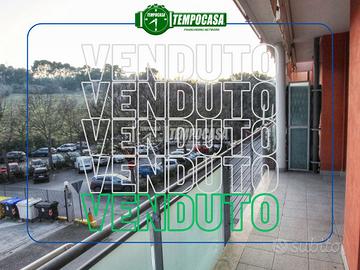 BILOCALE CON BOX AUTO