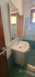 Mobile bagno con specchio