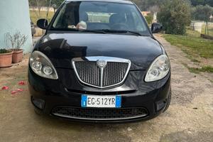 lancia Ypsilon 2011 platinum