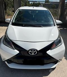 Toyota Aygo  diem 2016 benz affar