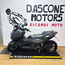 RICAMBI TMAX 560 2025