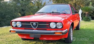 auto d'epoca fiat 500 ,alfasud