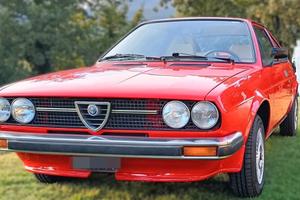 auto d'epoca fiat 500 ,alfasud