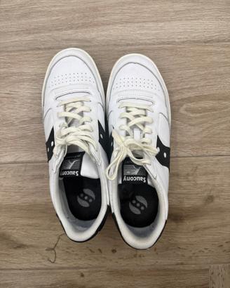 scarpe Saucony Jazz Court in pelle bianca
