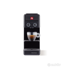 Illy Y3.3 macchina da caffe iperespresso