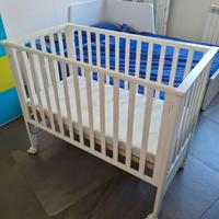 Culla bianca in legno 0-3 anni (60x117x96h)