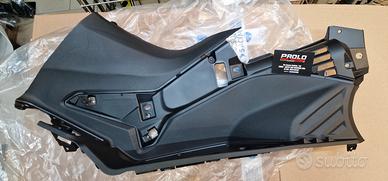 pedana Poggiapiedi Sinistro Yamaha Tmax 530 2012>