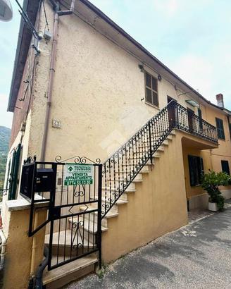 3 LOCALI A SUBIACO