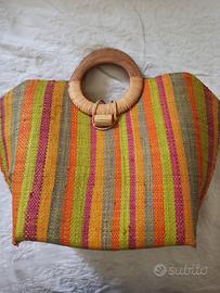 Borsa piccola in rattan