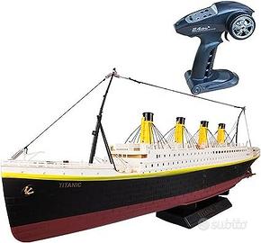 Modello Radiocomandato "Titanic ( Scala 1/325 )