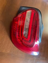 Faro posteriore dx led Mercedes classe a