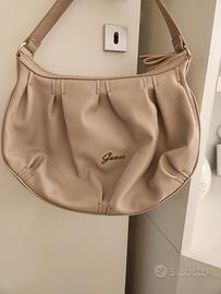 Borsa Guess a spalla