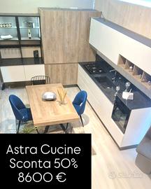 Svendita cucina nuova d'esposizione Astra Cucine