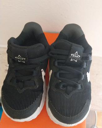 Scarpe sportive bimbo